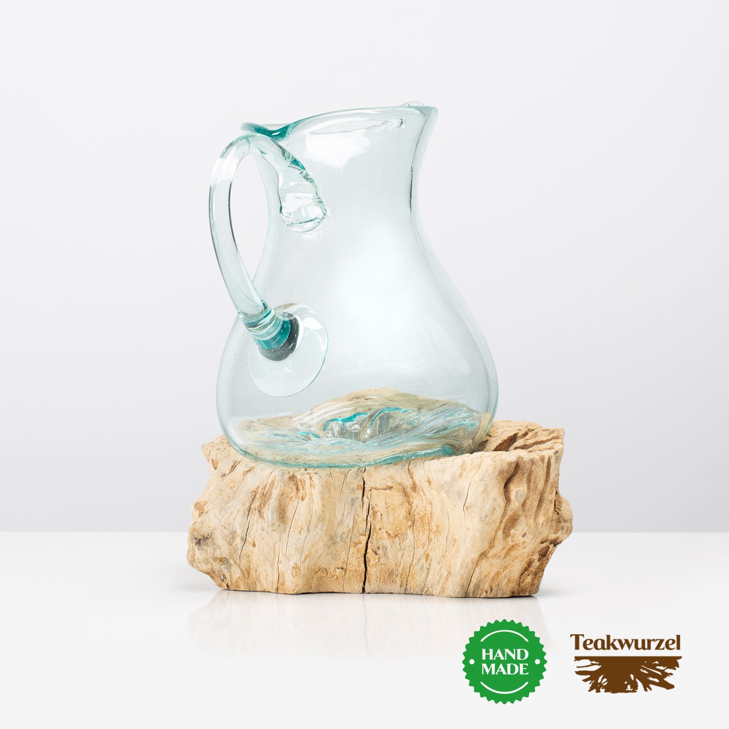 Glaskaraffe auf Holzpodest Schmelzkaraffe Vase VIA  (transparent)