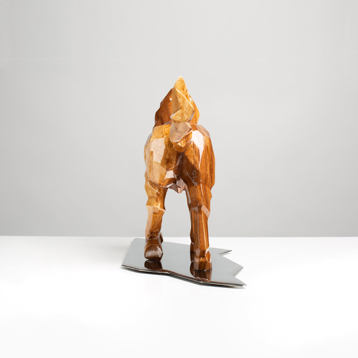 Kubistische Pferdeskulptur | Vollholz | Edelstahl