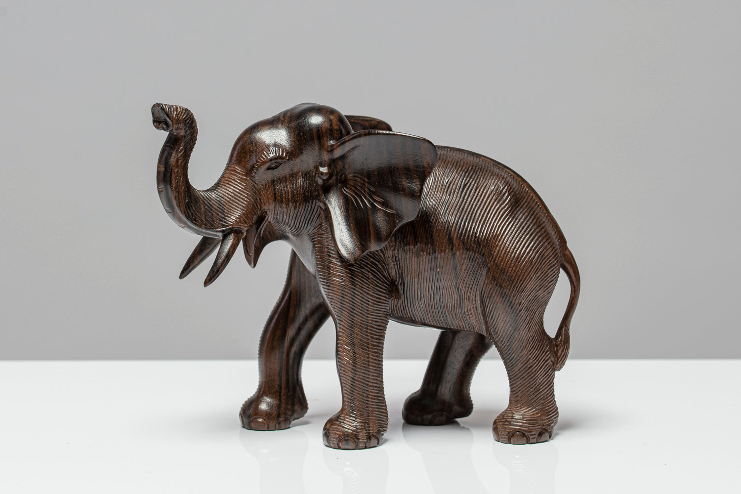 Holzskulptur Elefant "PUSILLI" | Ebenholz